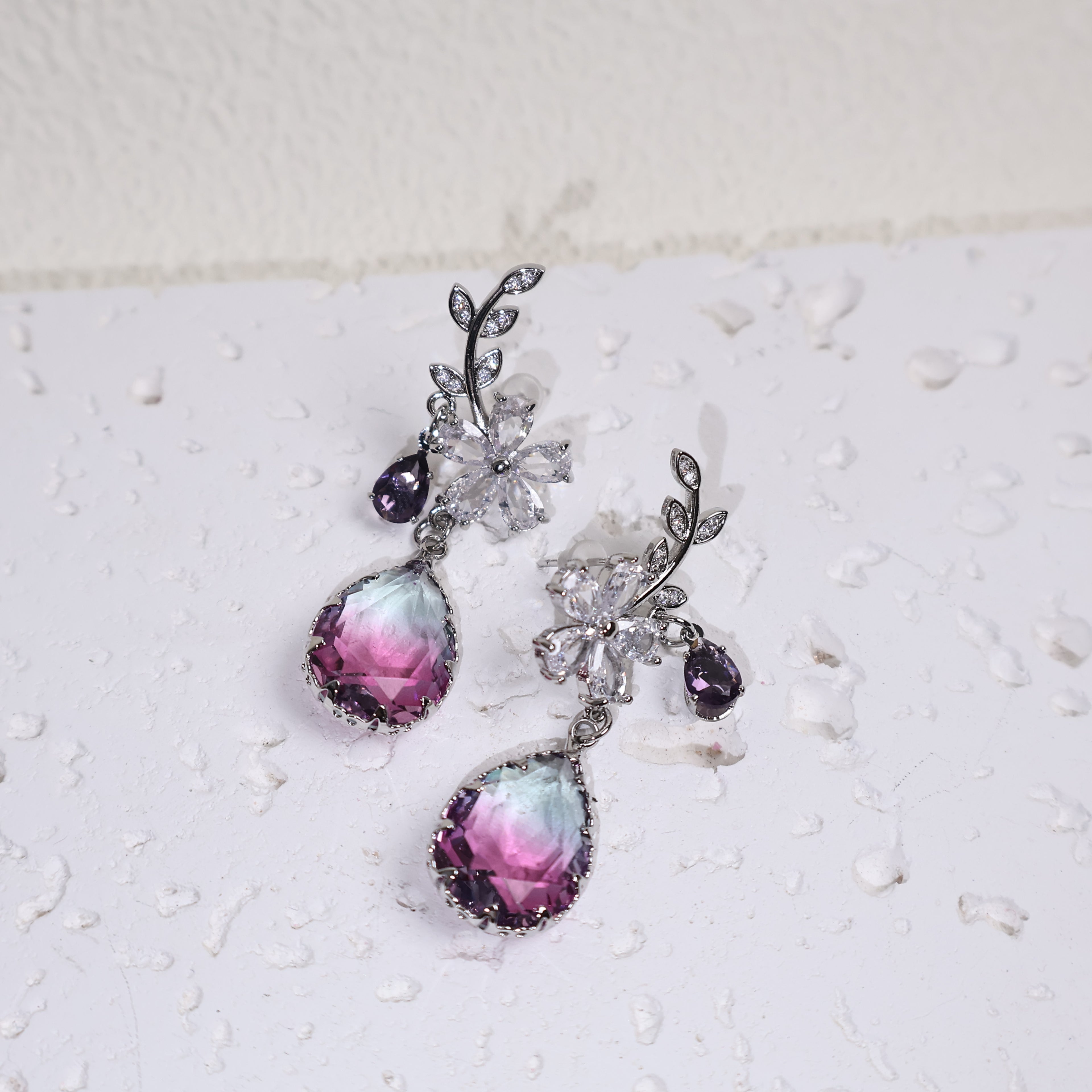 Flower-Shaped Drop Zircon  Earrings