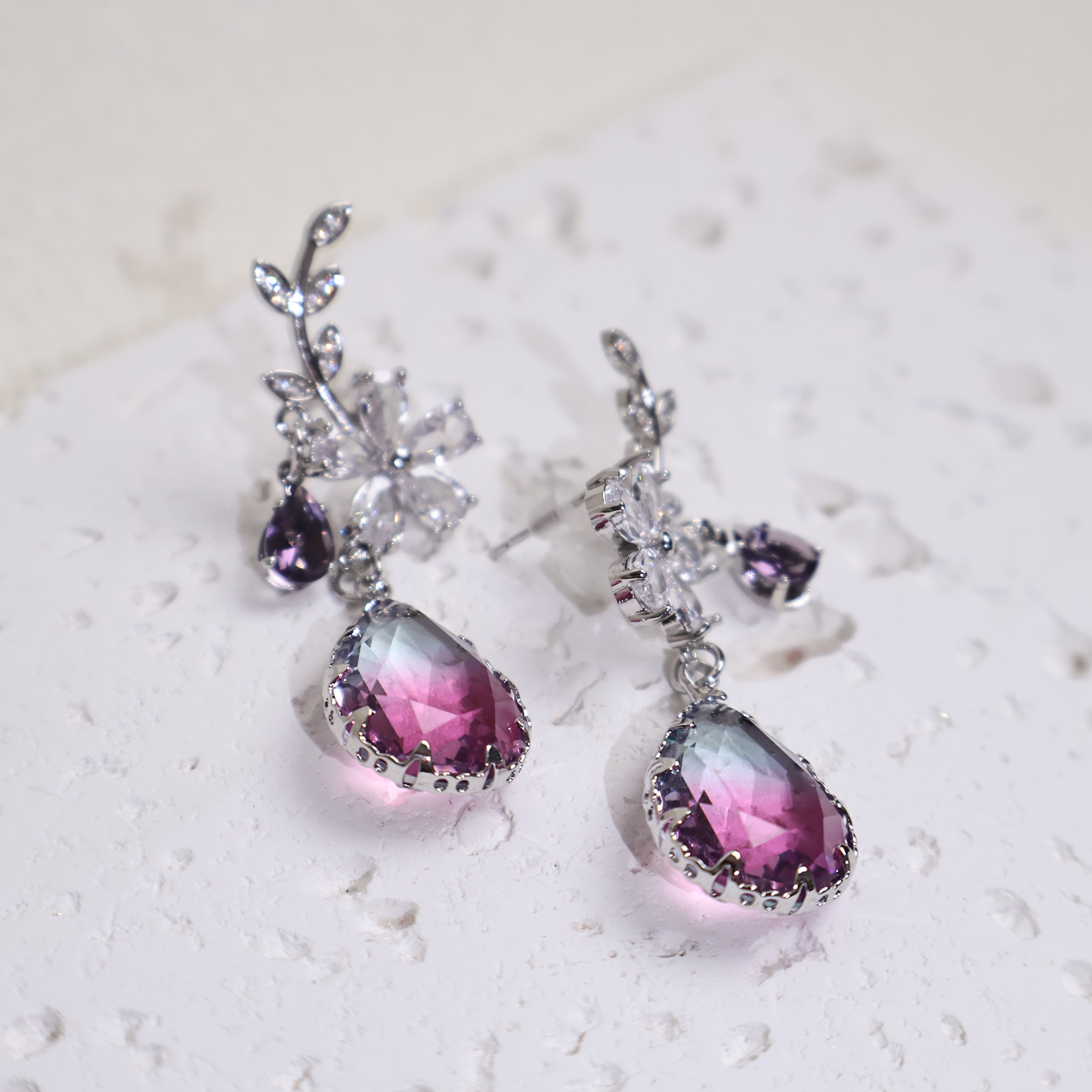Flower-Shaped Drop Zircon  Earrings