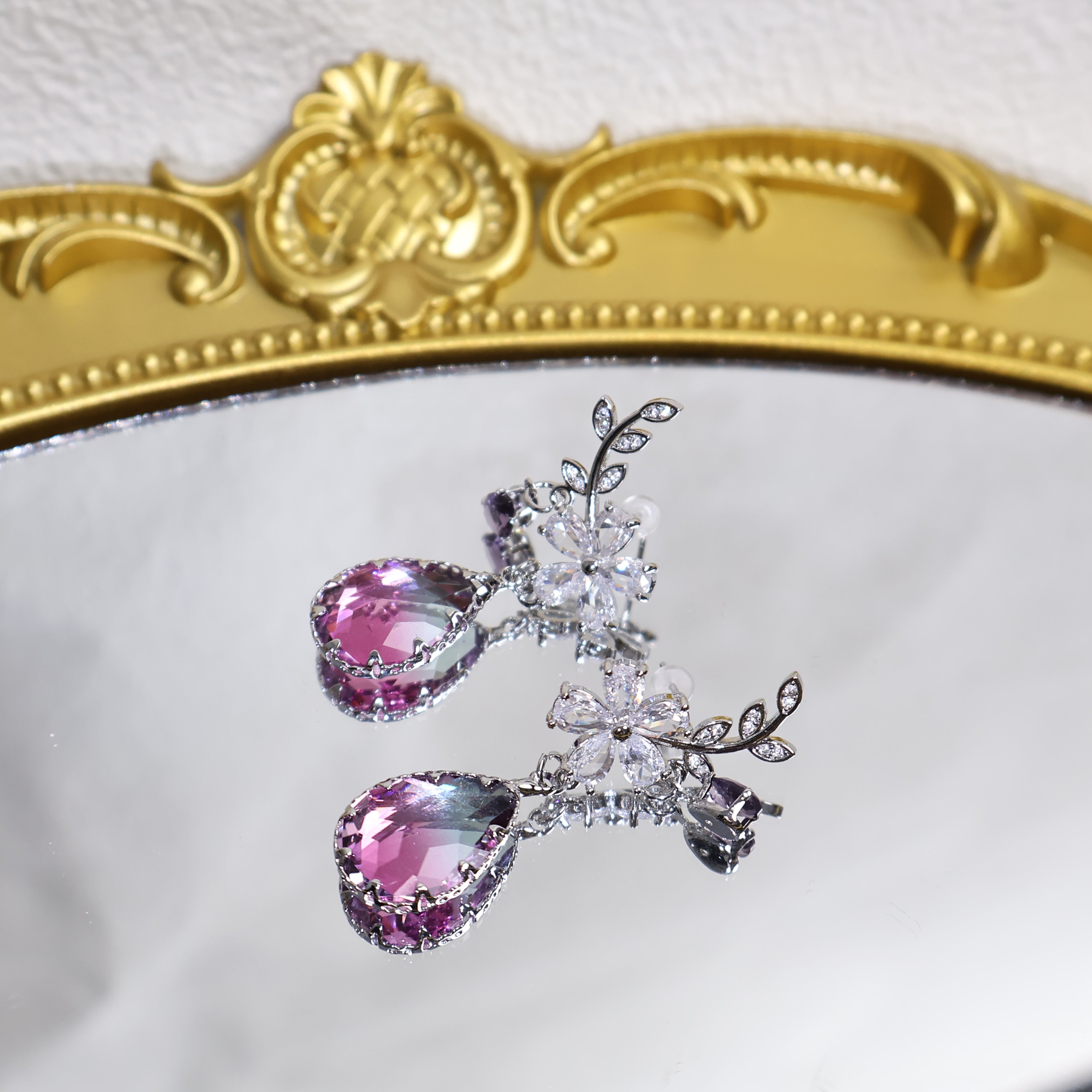 Flower-Shaped Drop Zircon  Earrings